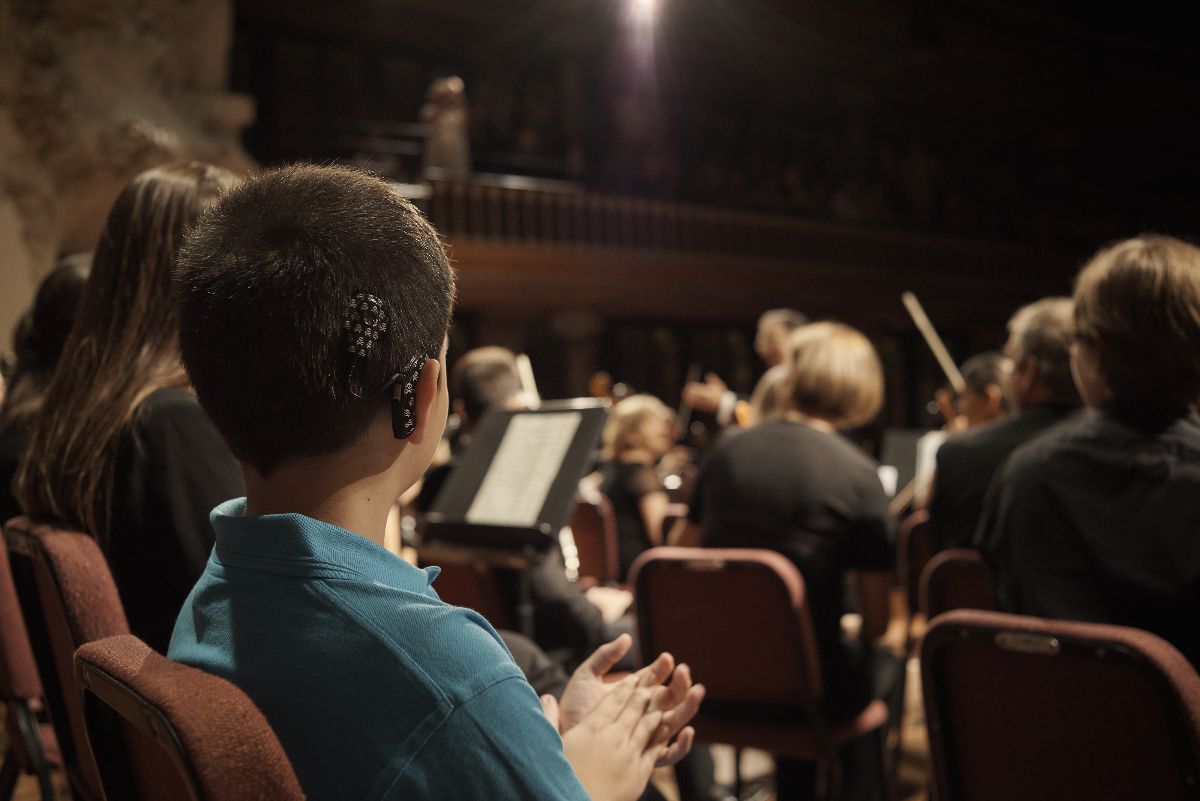 L’Orquestra Simfònica del Vallès impulsa el projecte social Beethoven 250 i treballarà amb la Jove Orquestra Graeme Clark (JOGC) integrada per nens i nenes amb sordesa que han recuperat l’audició gràcies al tractament amb implant coclear