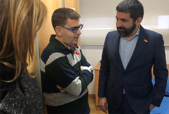 El conseller El Homrani inaugura una llar residència per a persones amb discapacitat intel·lectual a Sant Boi de Llobregat