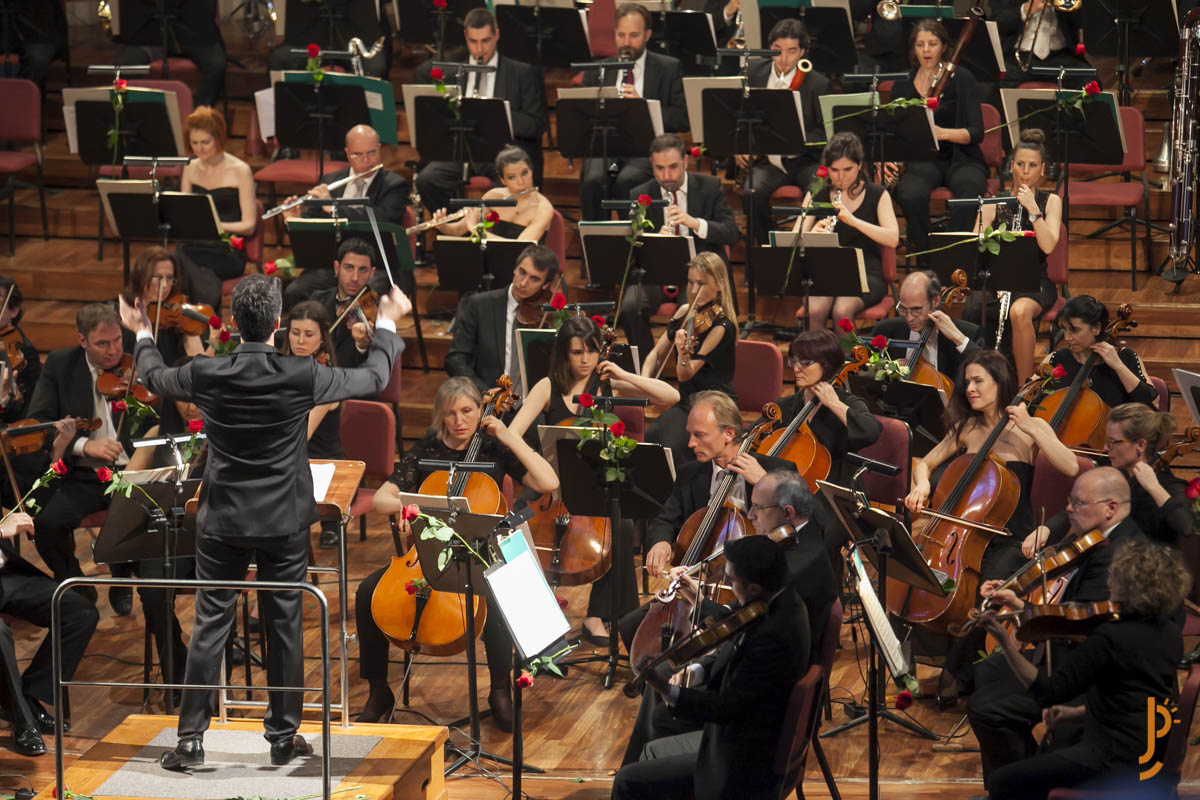 L’Orquestra Simfònica del Vallès estrena la seva nova producció “Grans heroïnes del cinema” sota la direcció Virgínia Martínez i amb la participació de Mercè Montalà