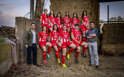 La Cooperativa Plana de Vic celebra l’empoderament femení a l’esport amb un “shooting day” amb les noies de l’UEVic femení